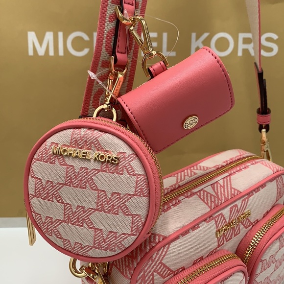MICHAEL MICHAEL KORS JET SET CROSSBODY BAG TECH ATTACHED HANDBAG PURSE 
Tea Rose - Picture 15 of 16